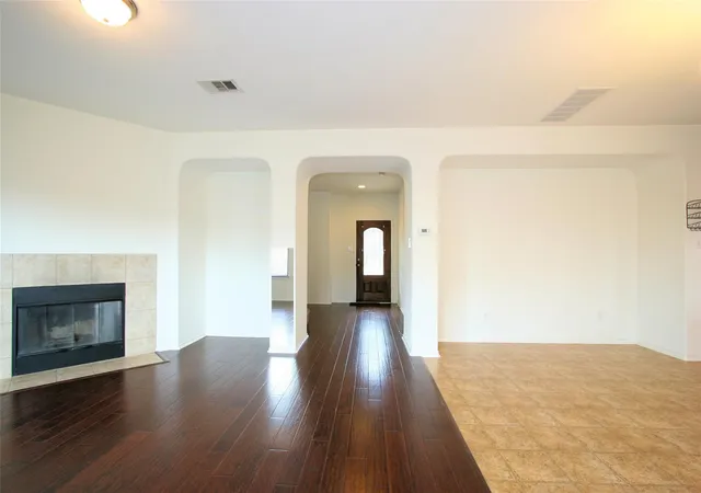 Photo 3 of Single family home for sale at 909 Lily Pad, Leander, TX 78641 | MLS# 1255629 | Listing updated on 2026-01-05