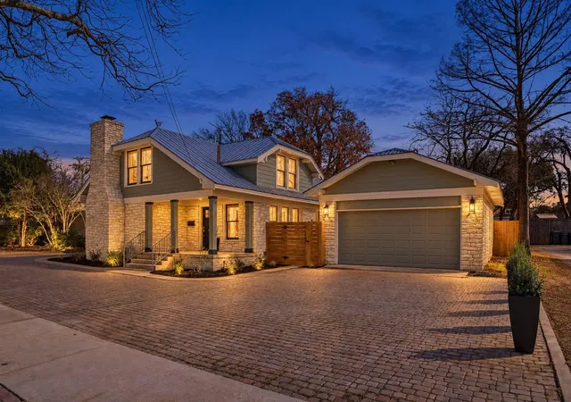 Photo 1 of Single family home for sale at 1605 S Austin Ave, Georgetown, TX 78626 | MLS# 1561462 | Listing updated on 2026-10-10
