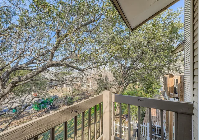 5th image of 1827 River Xing Cir, Austin, TX 78741
