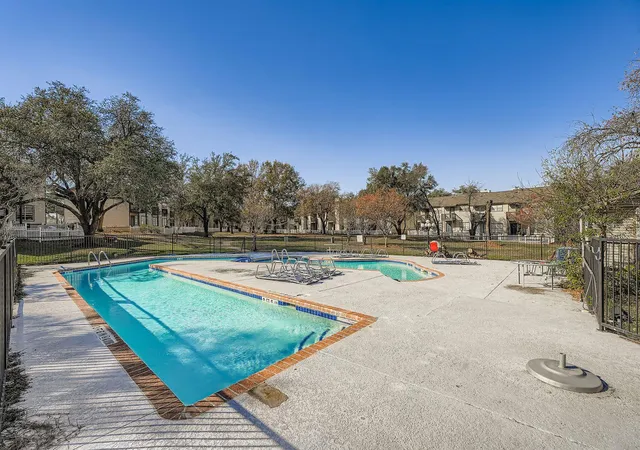 2nd image of 1827 River Xing Cir, Austin, TX 78741