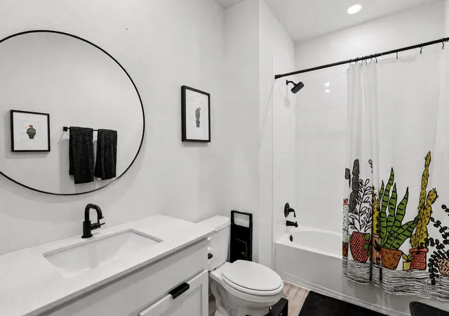 Photo 3 of Single family home for sale at 204 Cupreata Ln, Leander, TX 78641 | MLS# 4566657 | Listing updated on 2026-10-06