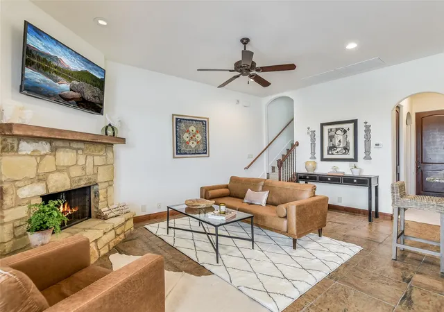 5th image of 17545 E Reed Parks Rd, Jonestown, TX 78645