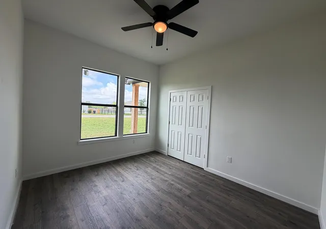 5th image of 138 Blushing Dr, Cedar Creek, TX 78612 | MLS# 9505513