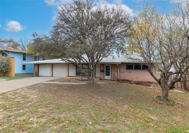 Photo 2 of Single family home for sale at 1710 Woodland Ave, Austin, TX 78741 | MLS# 1107938 | Listing updated on 2026-09-20