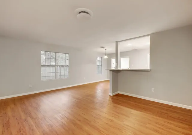 4th image of 8204 Exmoor Dr, Austin, TX 78757 | MLS# 1098855