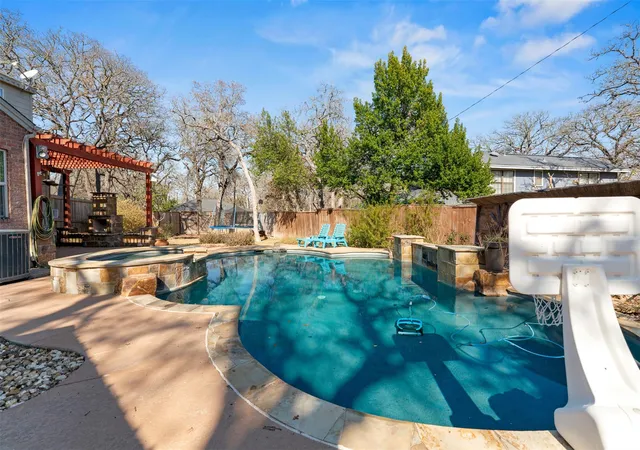 Homes for sale in Rockdale, TX | 712 Enfield Dr, Rockdale, TX 76567 | MLS# 8213668