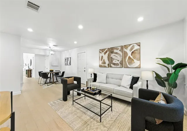 Photo 3 of Single family home for sale at 4508 Chiappero Trl, Austin, TX 78731 | MLS# 9645428 | Listing updated on 2026-03-03