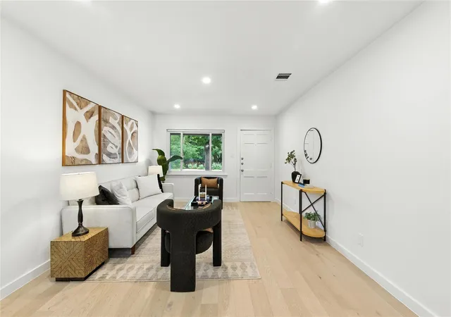 Photo 3 of Single family home for sale at 4508 Chiappero Trl, Austin, TX 78731 | MLS# 9645428 | Listing updated on 2026-03-03
