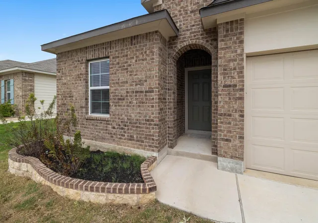 Photo 3 of Single family home for sale at 229 Independence Ave, Liberty Hill, TX 78642 | MLS# 5080181 | Listing updated on 2026-02-22