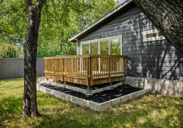 37th image of 5210 Gladstone Dr, Austin, TX 78723 | MLS# 4351316