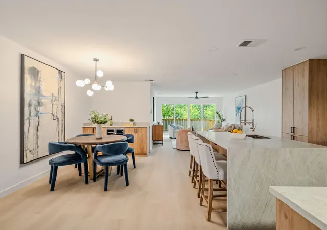 5th image of 5210 Gladstone Dr, Austin, TX 78723 | MLS# 4351316