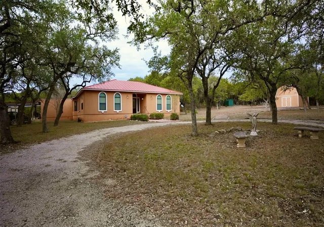 Homes for sale in Wimberley, TX | 450 Windmill Oaks Dr, Wimberley, TX 78676 | MLS# 5811162