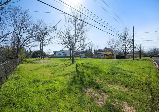 4th image of 4518 S 2Nd St, Austin, TX 78745 | MLS# 6497828