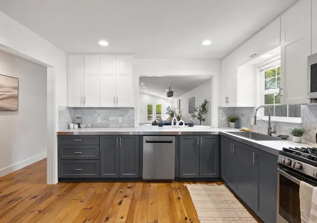 3rd image of 4709 Mount Vernon Dr, Austin, TX 78745 | MLS# 3487650