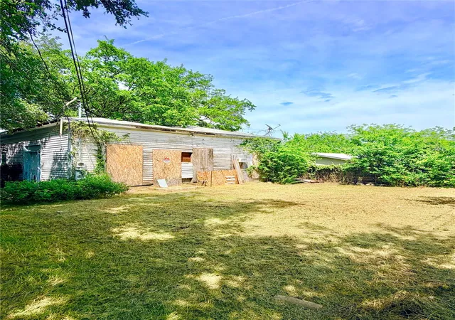 14th image of 1181 Oakgrove Ave, Austin, TX 78702 | MLS# 7904661