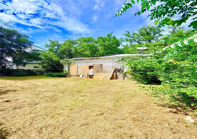 4th image of 1181 Oakgrove Ave, Austin, TX 78702 | MLS# 7904661