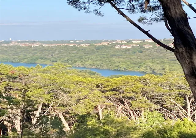 3rd image of 1400 Lisa Dr, Austin, TX 78733 | MLS# 2403003
