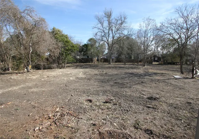 Photo 1 of Land for sale at 1106 Wichita St, Lockhart, TX 78664 | MLS# 5182878 | Listing updated on 2026-10-13