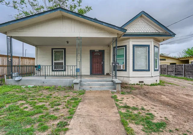 Photo 1 of Land for sale at 1122 Chicon St, Austin, TX 78702 | MLS# 4285874 | Listing updated on 2026-03-16