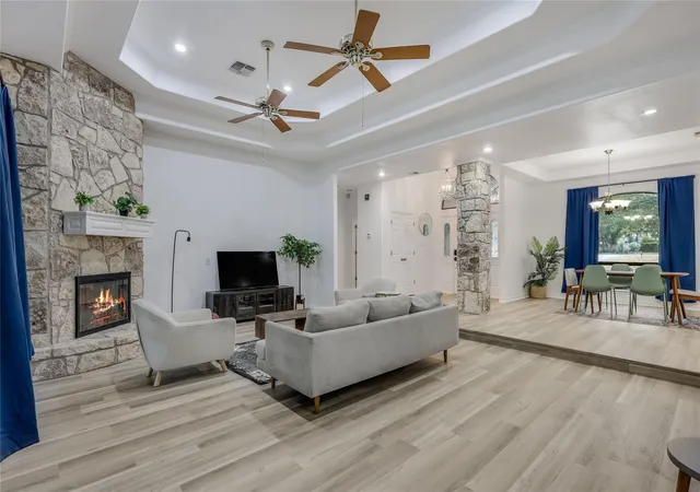 5th image of 103 Birdie, Horseshoe Bay, TX 78657 | MLS# 8106349