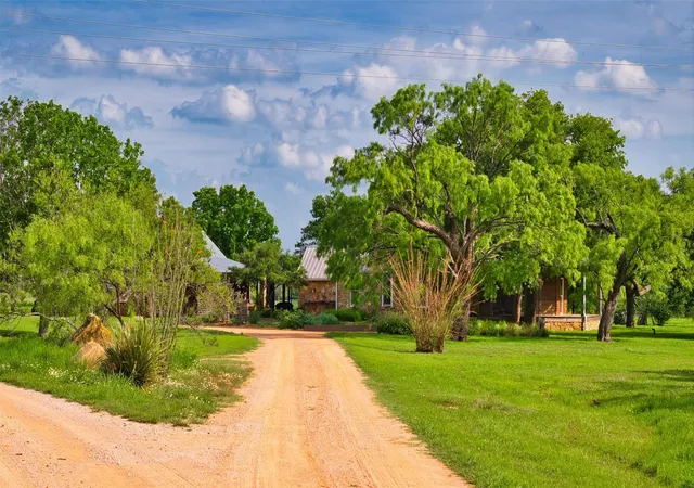 4th image of 2969 County Road 422, Talpa, TX 76882 | MLS# 5551515
