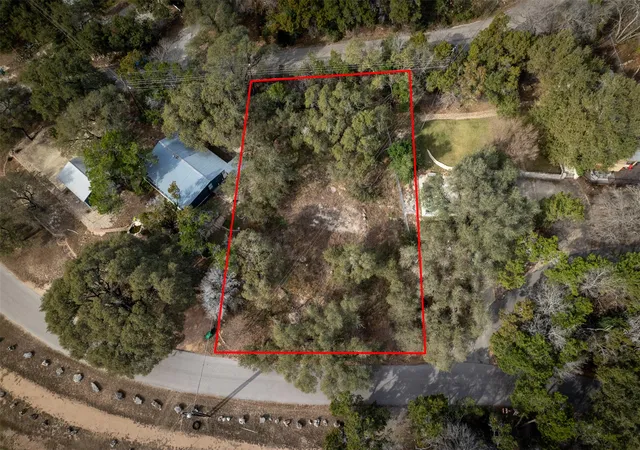 3rd image of 18110 Park Dr, Jonestown, TX 78645 | MLS# 2673340