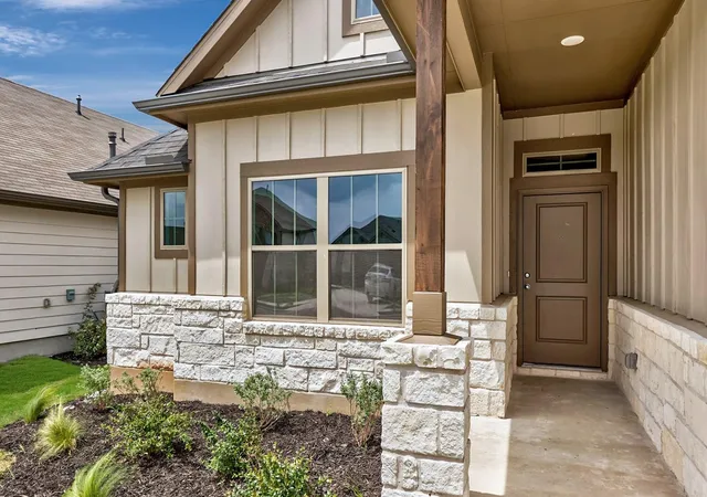 Photo 3 of Single family home for sale at 115 Mandeville Dr, Hutto, TX 78634 | MLS# 3659242 | Listing updated on 2026-09-18