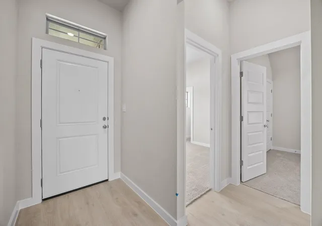 Photo 4 of Single family home for sale at 115 Mandeville Dr, Hutto, TX 78634 | MLS# 3659242 | Listing updated on 2026-09-18