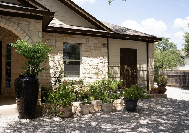 Photo 3 of Single family home for sale at 14606 Branding Iron Pass, Austin, TX 78734 | MLS# 6285316 | Listing updated on 2026-08-31