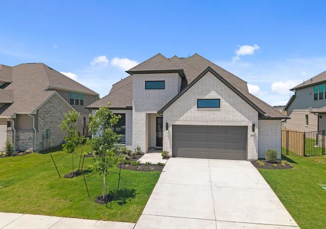 Photo 3 of Single family home for sale at 233 Pacific Grv Cir, Liberty Hill, TX 78642 | MLS# 7907182 | Listing updated on 2026-09-03