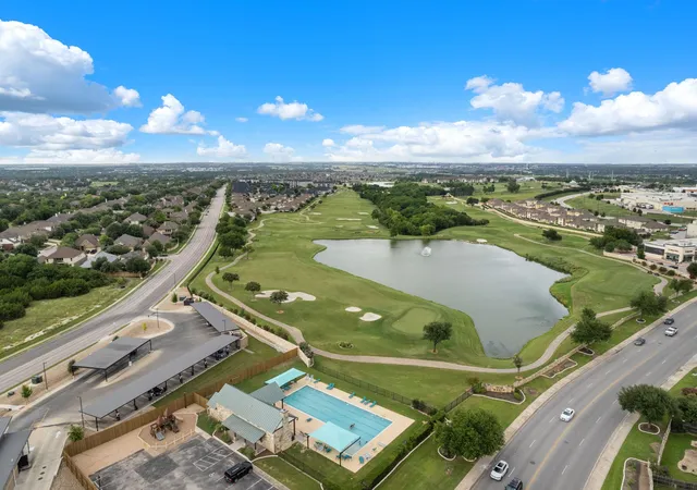 30th image of 105 W Highfield St, Hutto, TX 78634 | MLS# 7615151