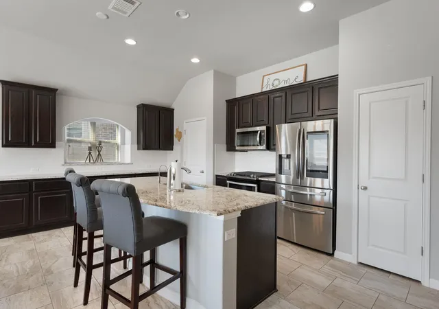 5th image of 105 W Highfield St, Hutto, TX 78634 | MLS# 7615151