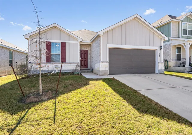 Photo 2 of Sale Pending at 160 Gunther Way, Taylor, TX 76574 | MLS# 8983363 | Listing updated on 2026-09-19