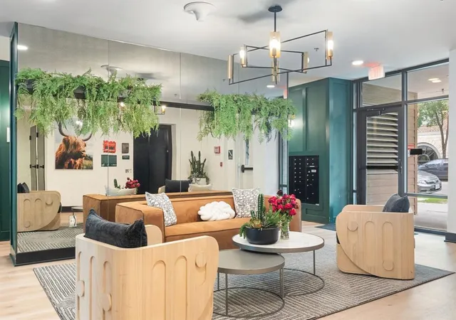 3rd image of 2500 Longview St #418, Austin, TX 78705 | MLS# 8088772