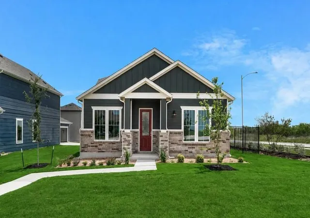 2nd image of 8616 Dongan Dr, Austin, TX 78744 | MLS# 6117577