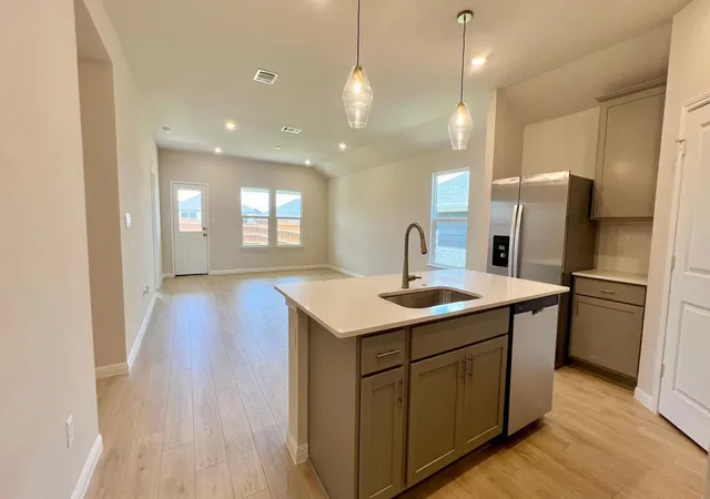 4th image of 212 Rock Springs Dr, Marble Falls, TX 78654 | MLS# 2047904