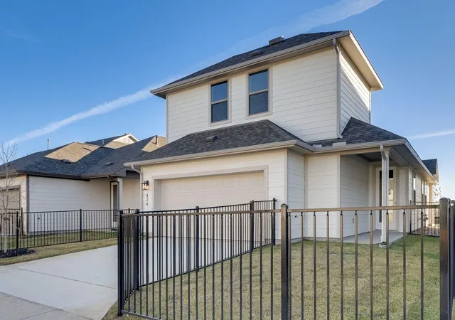 Homes for sale in Buda, TX | 424 Burlington Dr, Buda, TX 78610 | MLS# 8092094