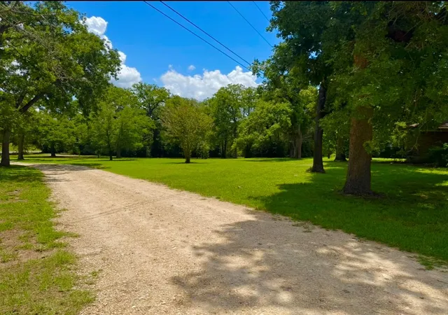 Photo 3 of Single family home for sale at 2410 N State Hwy 95, Bastrop, TX 78602 | MLS# 2806752 | Listing updated on 2026-06-20