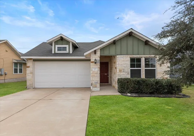 Homes for sale in Elgin, TX | 123 Saranac Dr, Elgin, TX 78621 | MLS# 4151919