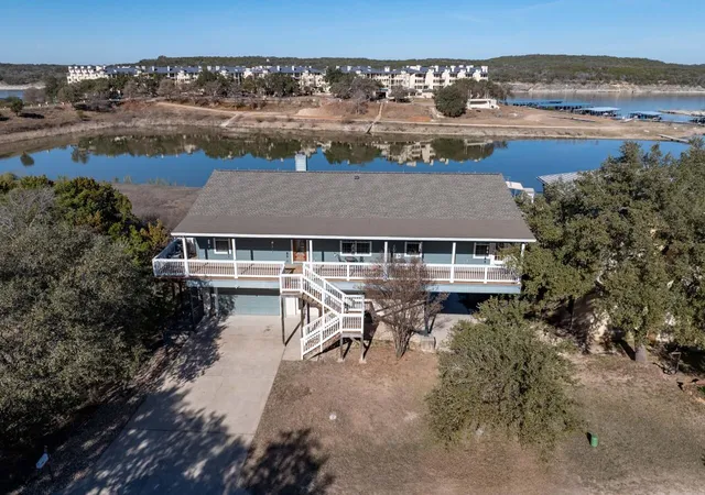 Photo 2 of Single family home for sale at 3506 Parliament Cv, Lago Vista, TX 78645 | MLS# 7973674 | Listing updated on 2026-09-02