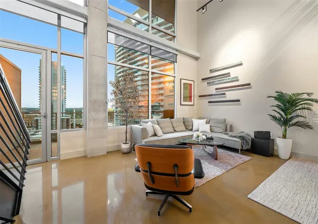 1st image of 800 W 5Th St #1104, Austin, TX 78703 | MLS# 9432101