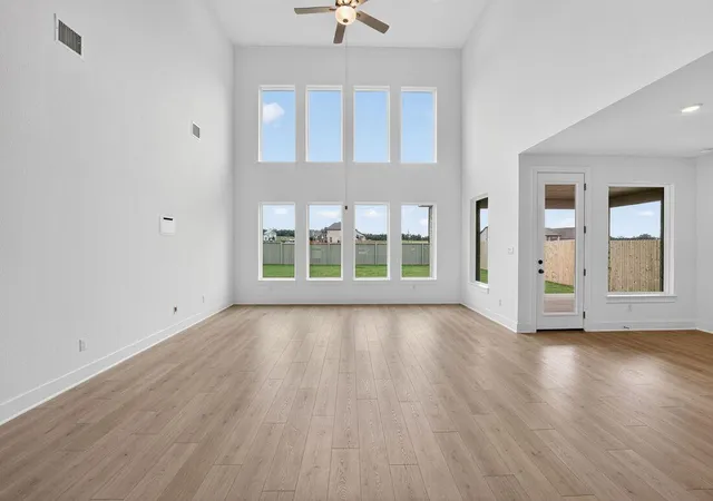 5th image of 201 Las Posas Dr, Liberty Hill, TX 78642 | MLS# 4173025