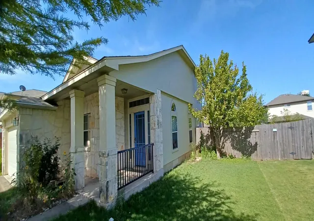 Photo 3 of Single family home for sale at 325 Wimberley St, Hutto, TX 78634 | MLS# 8827348 | Listing updated on 2026-10-15