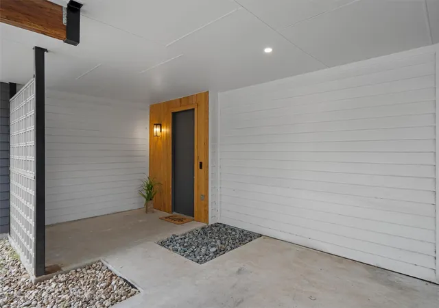4th image of 1208 W Oltorf St, Austin, TX 78704