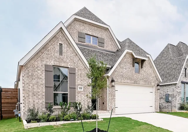 2nd image of 308 Foxfire Cv, Lockhart, TX 78644 | MLS# 7792824