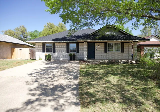 Homes for sale in Leander, TX | 618 Bentwood Dr, Leander, TX 78641 | MLS# 4604991