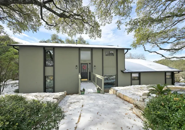 1st image of 6203 Olympic Overlook Dr, Austin, TX 78746 | MLS# 8274370