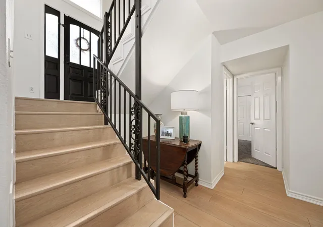 3rd image of 6203 Olympic Overlook Dr, Austin, TX 78746 | MLS# 8274370