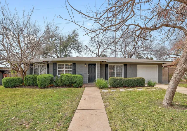1st image of 4804 Westfield Dr, Austin, TX 78731 | MLS# 2240063