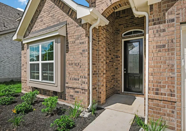 2nd image of 270 Smithsonian Ln, Kyle, TX 78640 | MLS# 9207161